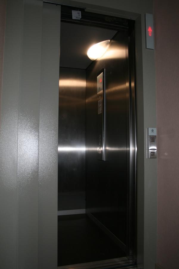 Bella Riga Hotel With Self-Check In Exterior photo